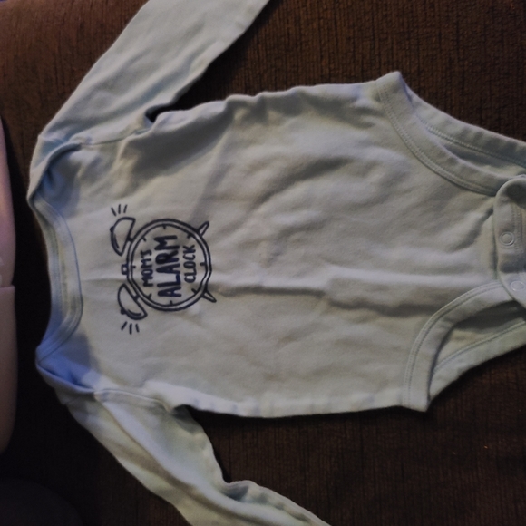 12 month boy clothes. Either never worn or worn once. - Picture 9 of 10